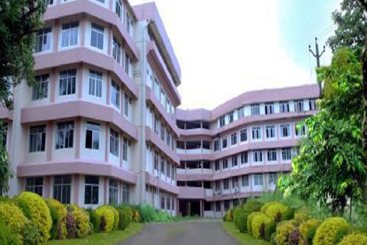 https://cache.careers360.mobi/media/colleges/social-media/media-gallery/7677/2018/10/1/Building view of Carmel College of Engineering and Technology Alappuzha_Campus-View.jpg